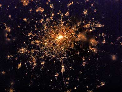 Свет ночных городов. Вид из МКС. Лондон.