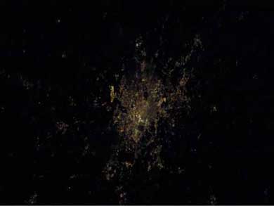 Свет ночных городов. Вид из МКС. Париж.