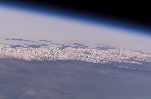 Облака. Вид из космоса с МКС.