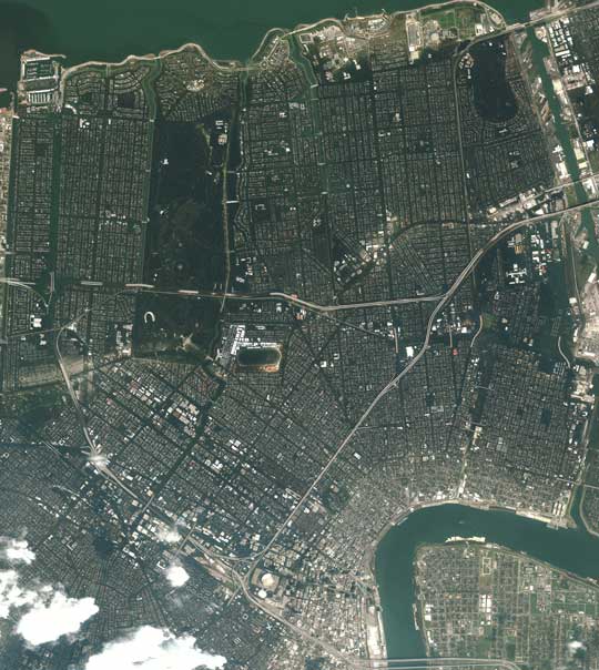 Увеличить. Ураган Katrina. Новый Орлеан 31 августа 2005 года